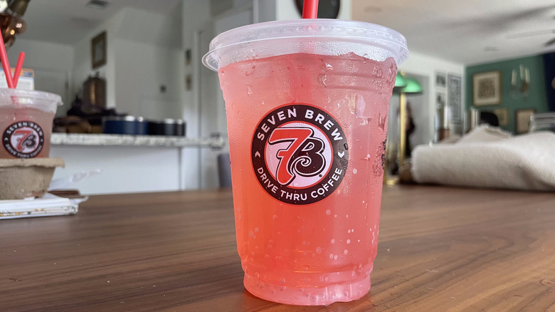 Georgia Peach soda in a cup on a wooden table