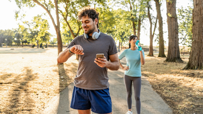 Owners say this smartwatch brand outshines Garmin in price and battery life