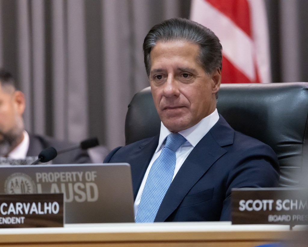 lausd-superintendent-alberto-m-carvalho-122184342