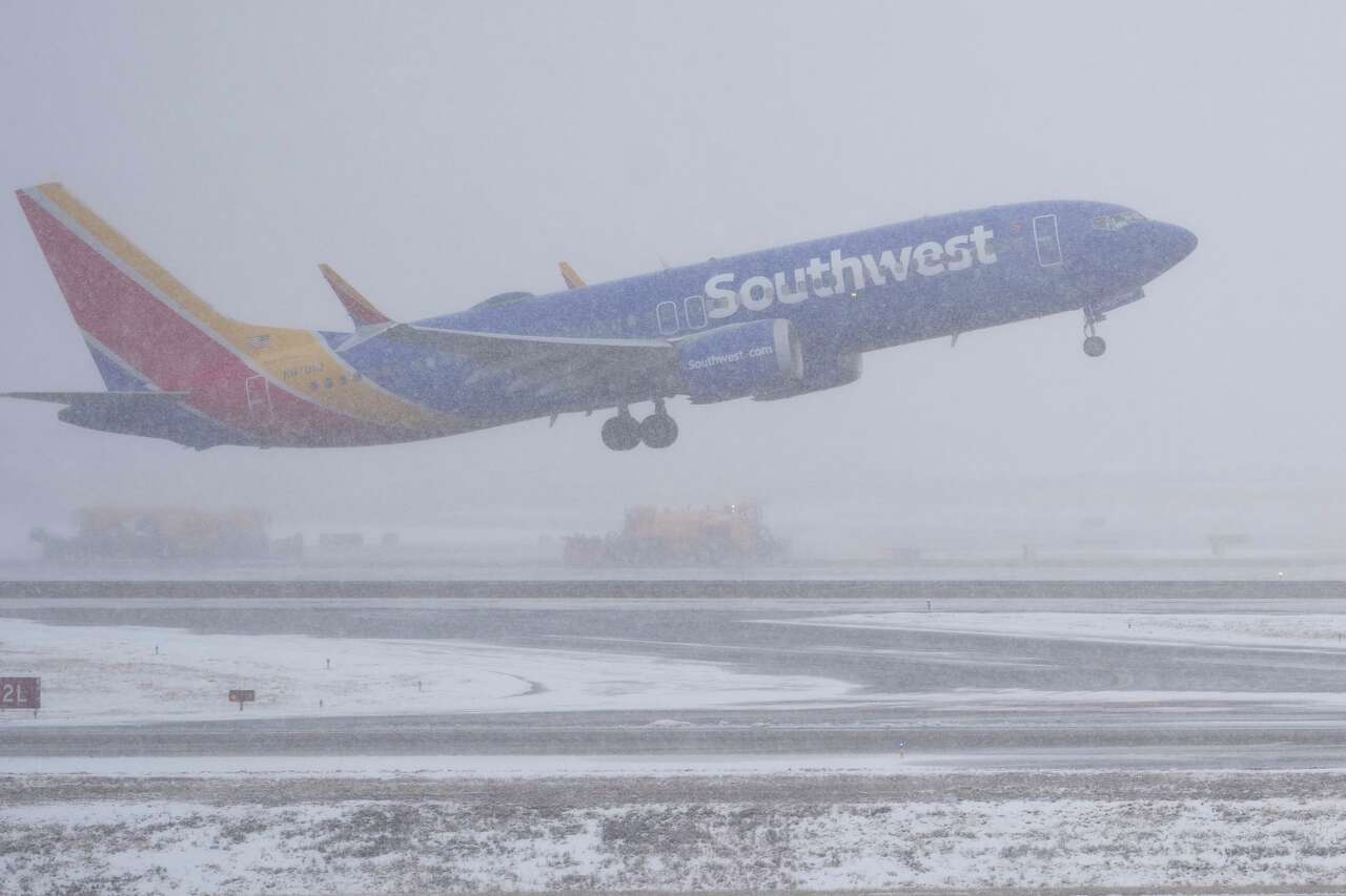 Southwest, American Airlines cancel over 400 flights combined as storms hit Northeast