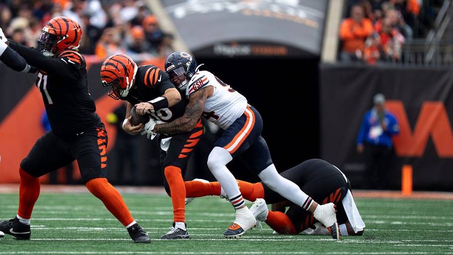 Austin Booker sacking Joe Flacco