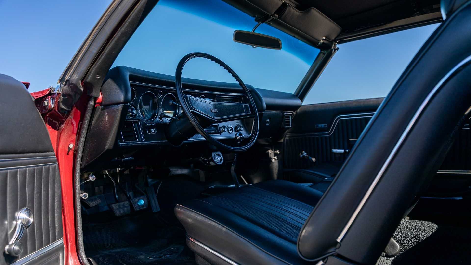 1970 Chevrolet Chevelle LS6 Convertible interior