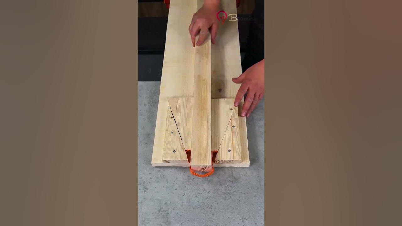 Clever wood clamping jig #diy #wood #clamp #trick