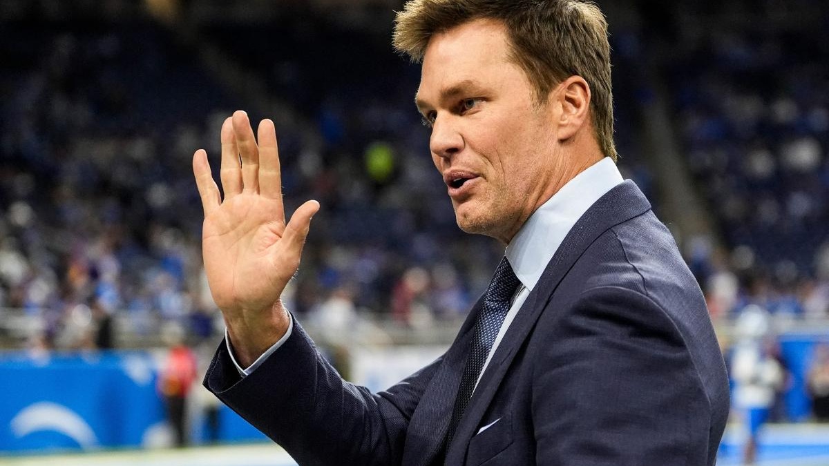 From the NFL to the ring! Tom Brady negotiates his epic WWE debut