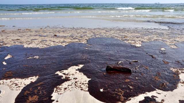 California beach alert follows crude-oil clumps that left surfer head to toe in oil