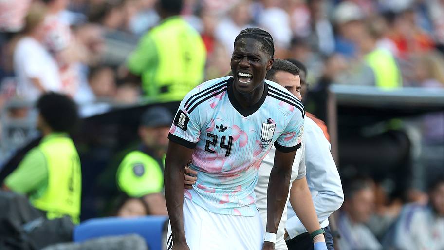 Amadou Onana screaming.