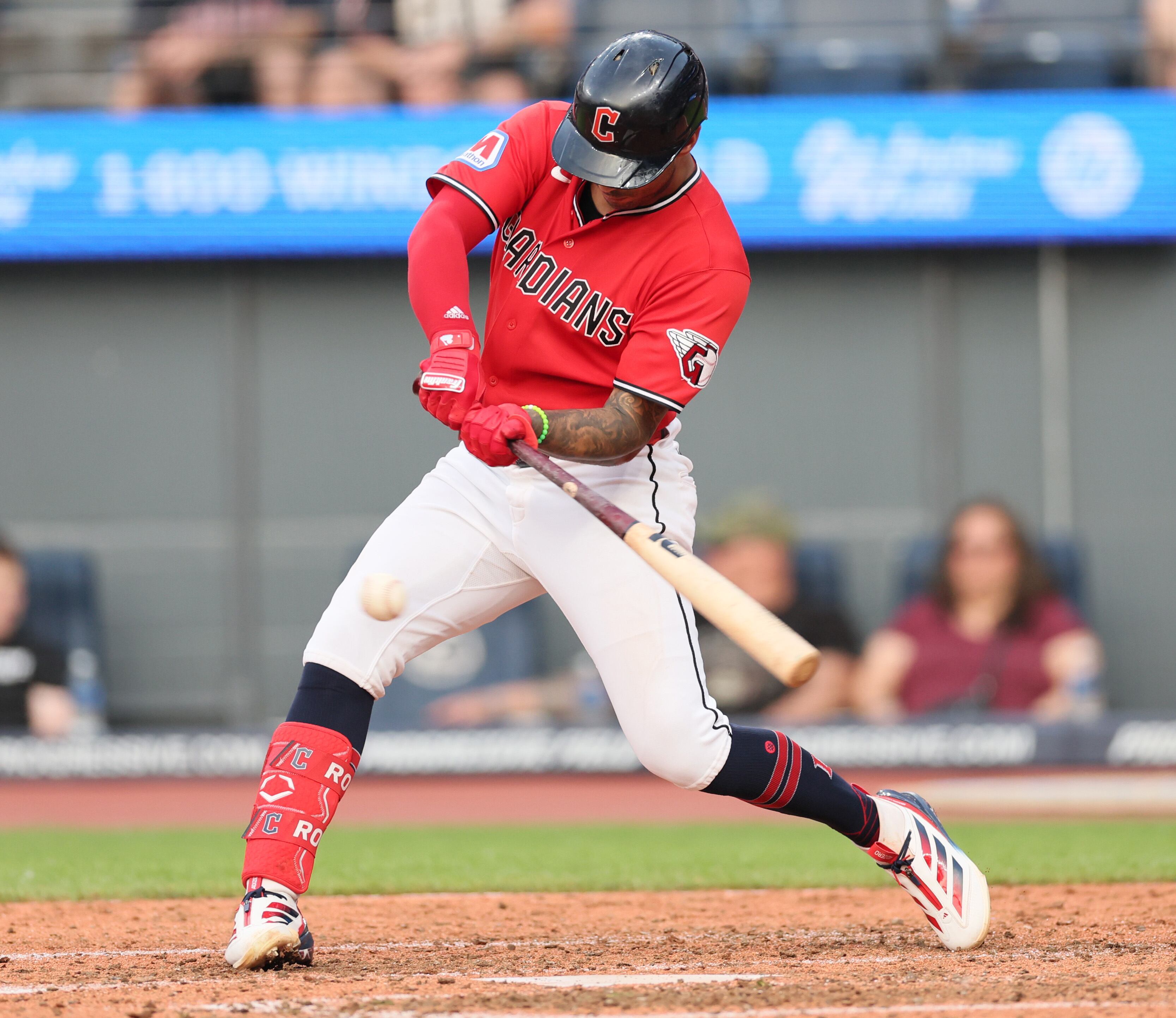 Guardians lean on Parker Messick, bullpen and aggressive baserunning in 5-2 win over Twins
