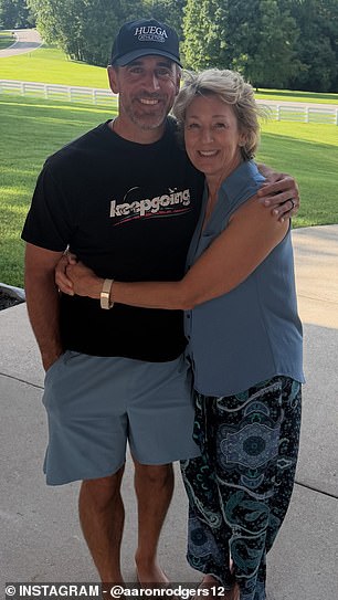 Aaron Rodgers and his mother, Darla