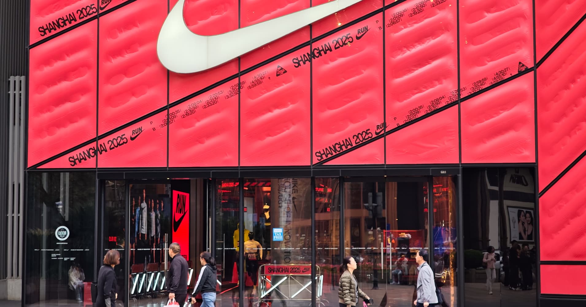 Nike to cut off thousands of online distributors in China, restructure digital footprint