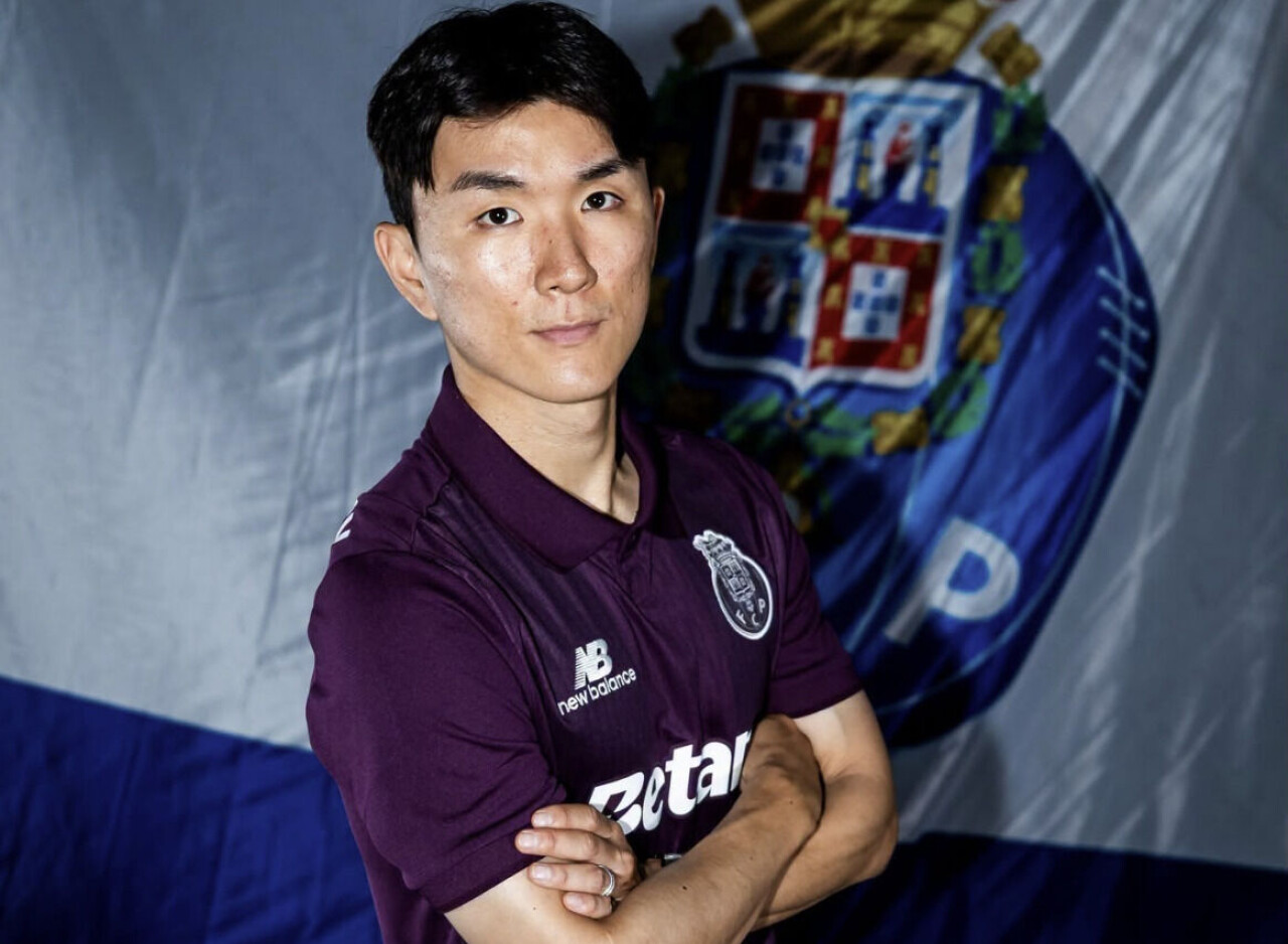 Hwang In-beom joins FC Porto from Feyenoord in 4.5 million euro transfer