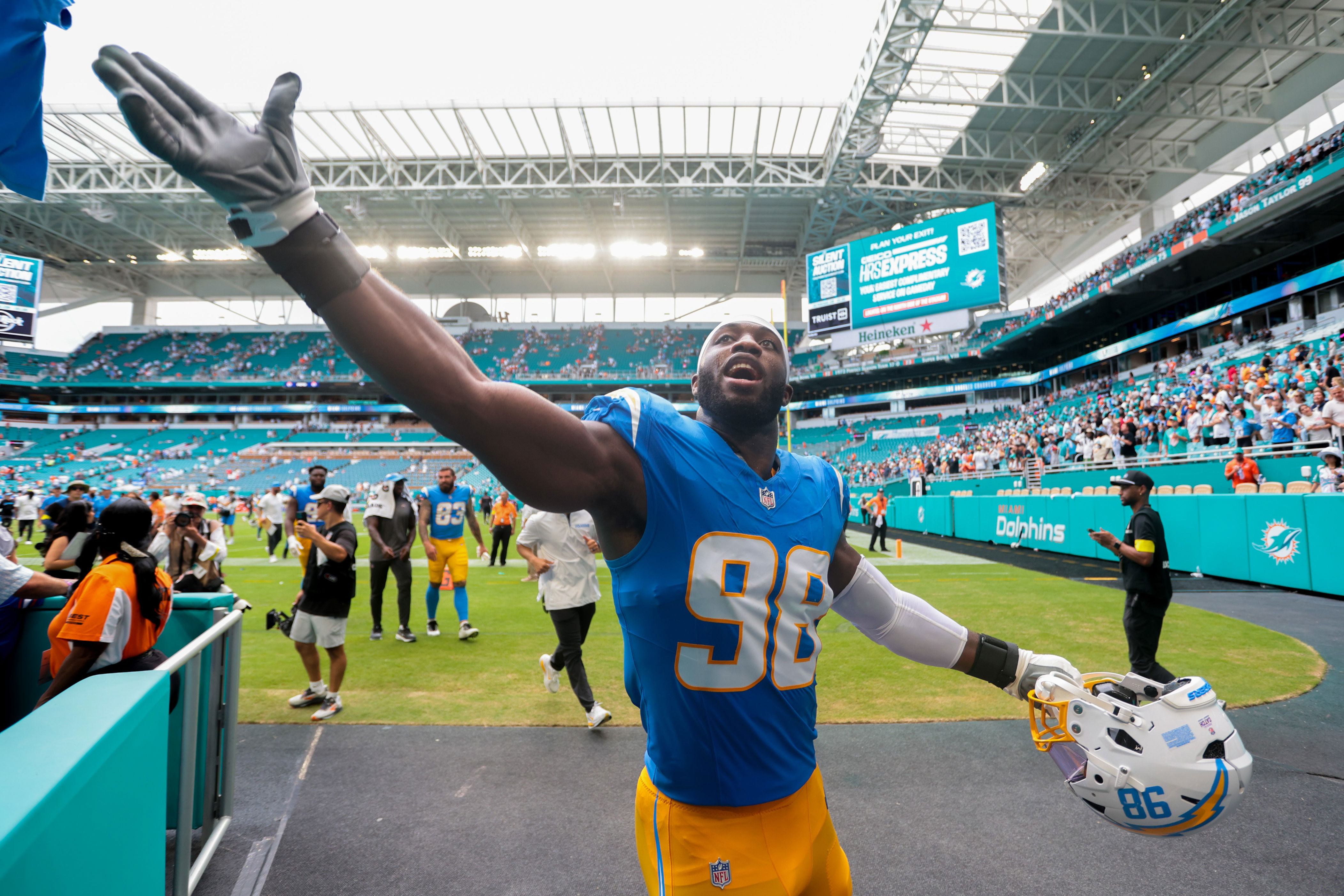Will edge rusher Odafe Oweh be worth his $96m deal this season? – Survey