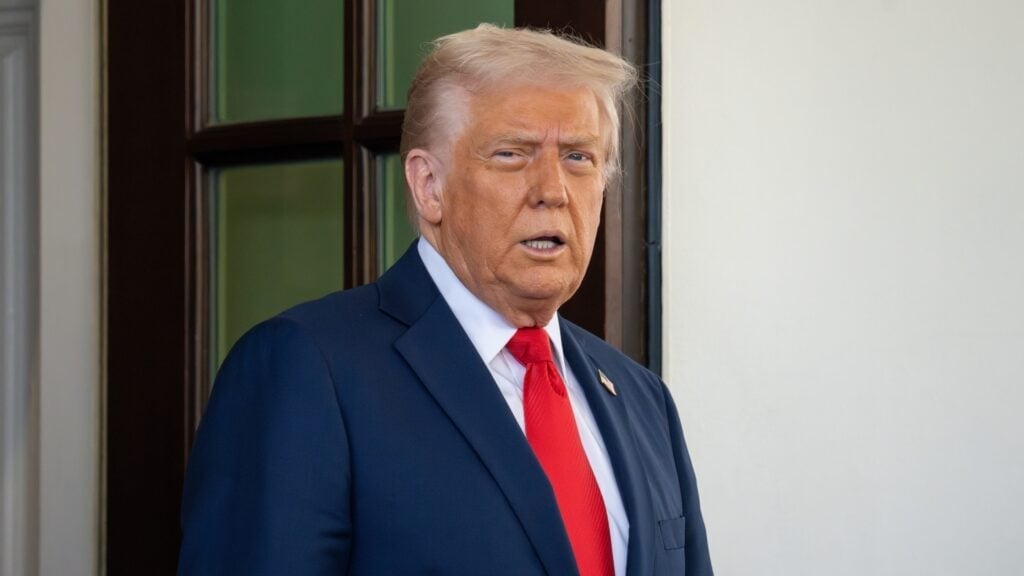 Trump allows US airlines to fly directly to Lebanon following White House talks with Joseph Aoun