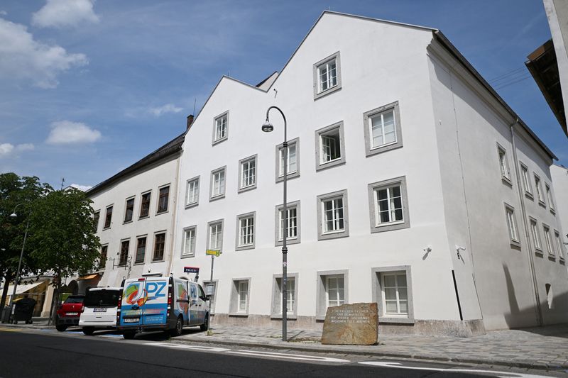 Austria's government converts Hitler's birthplace into police station, in Braunau am Inn