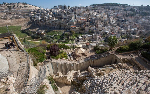 The City of David archaeological park overlooks the East Jerusalem neighborhood of Silwan as tourists visit, December 16, 2014 (Miriam Alster/FLASH90)