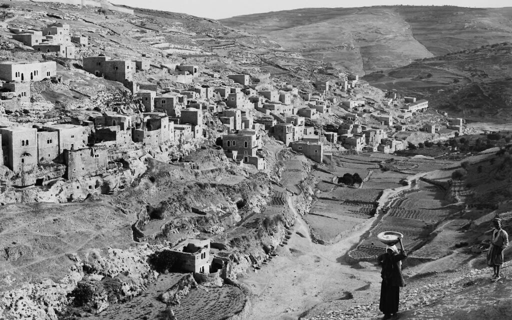 Agricultural plots seen in the valley that is today home to the al-Bustan neighborhood, in a photo taken sometime between 1898 and 1914. (Matson Photograph Collection/Library of Congress)