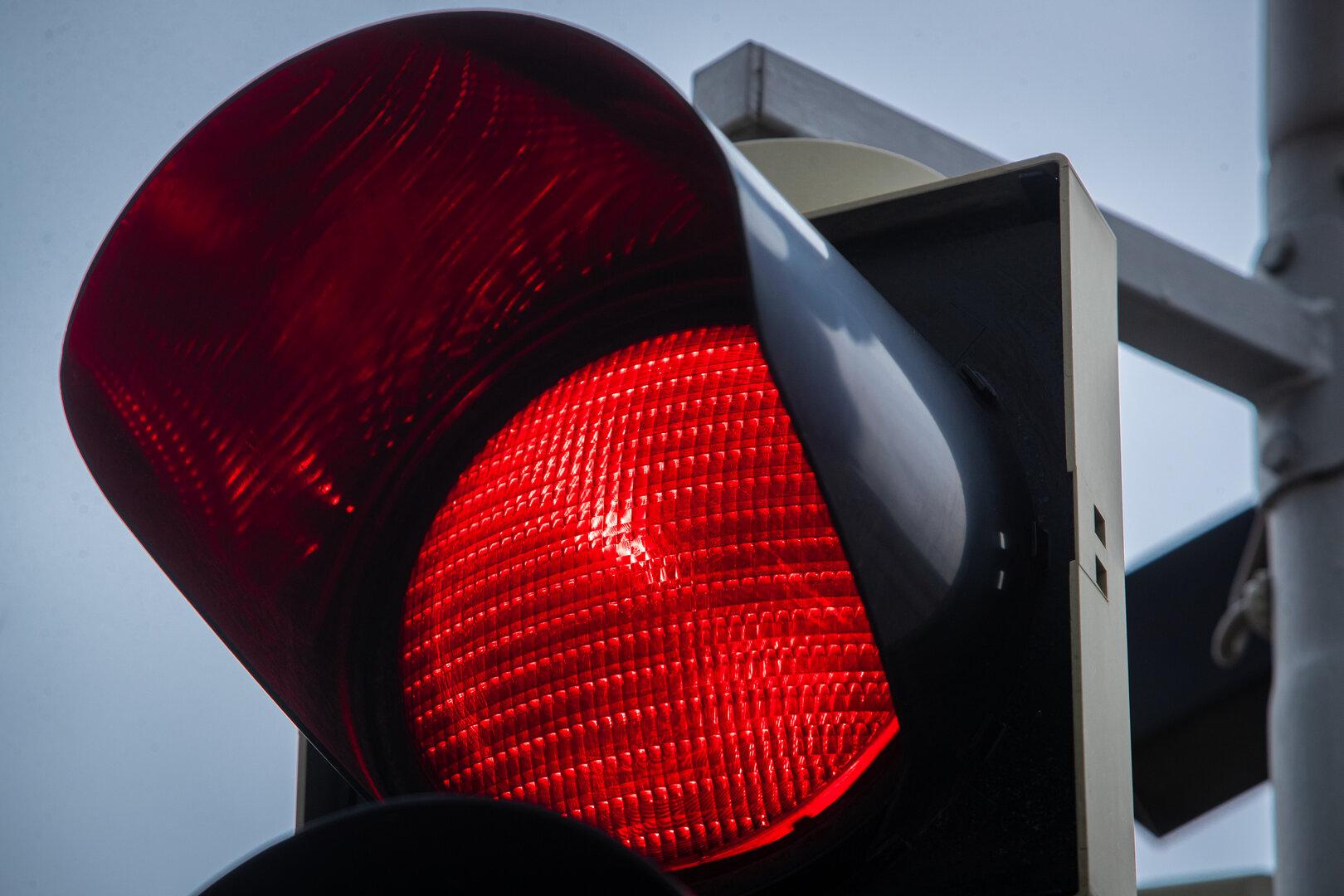 Verkehrsampel hielt Klimmzügen nicht stand: Anzeige in Waidhofen/Ybbs