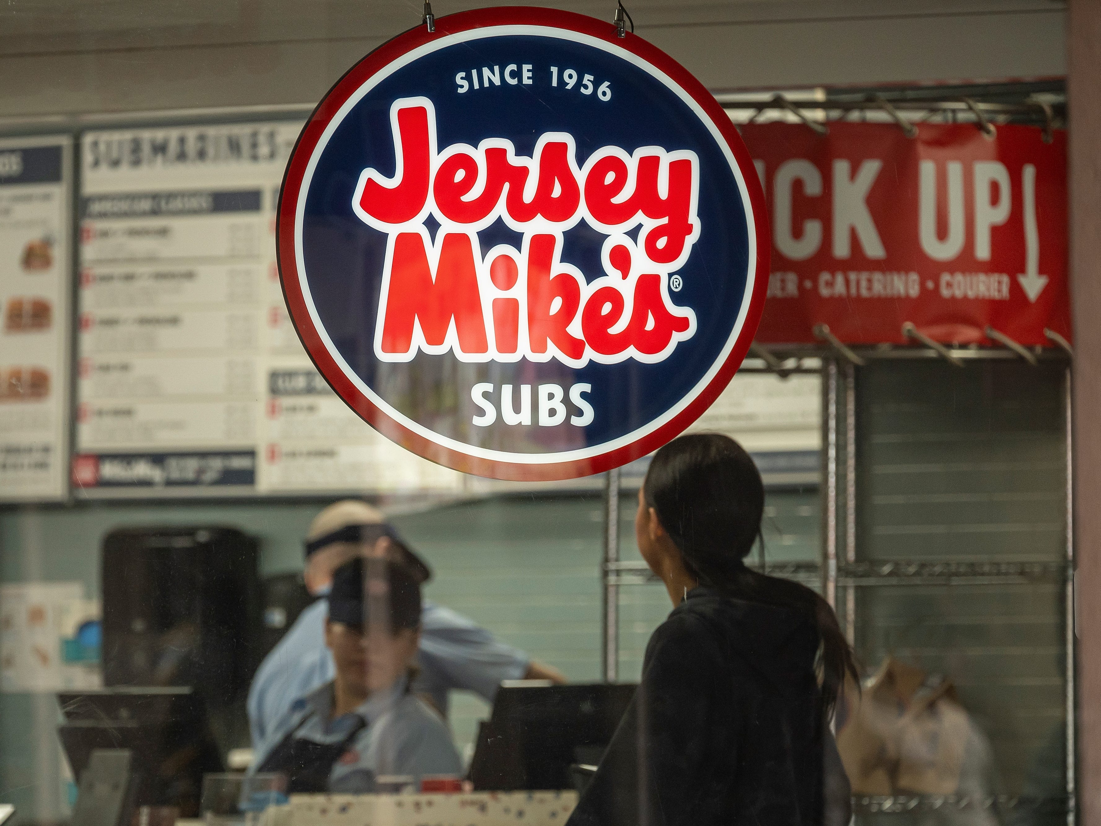 4 takeaways from Jersey Mike's IPO filing, from a $41 million jet to plans to quadruple stores