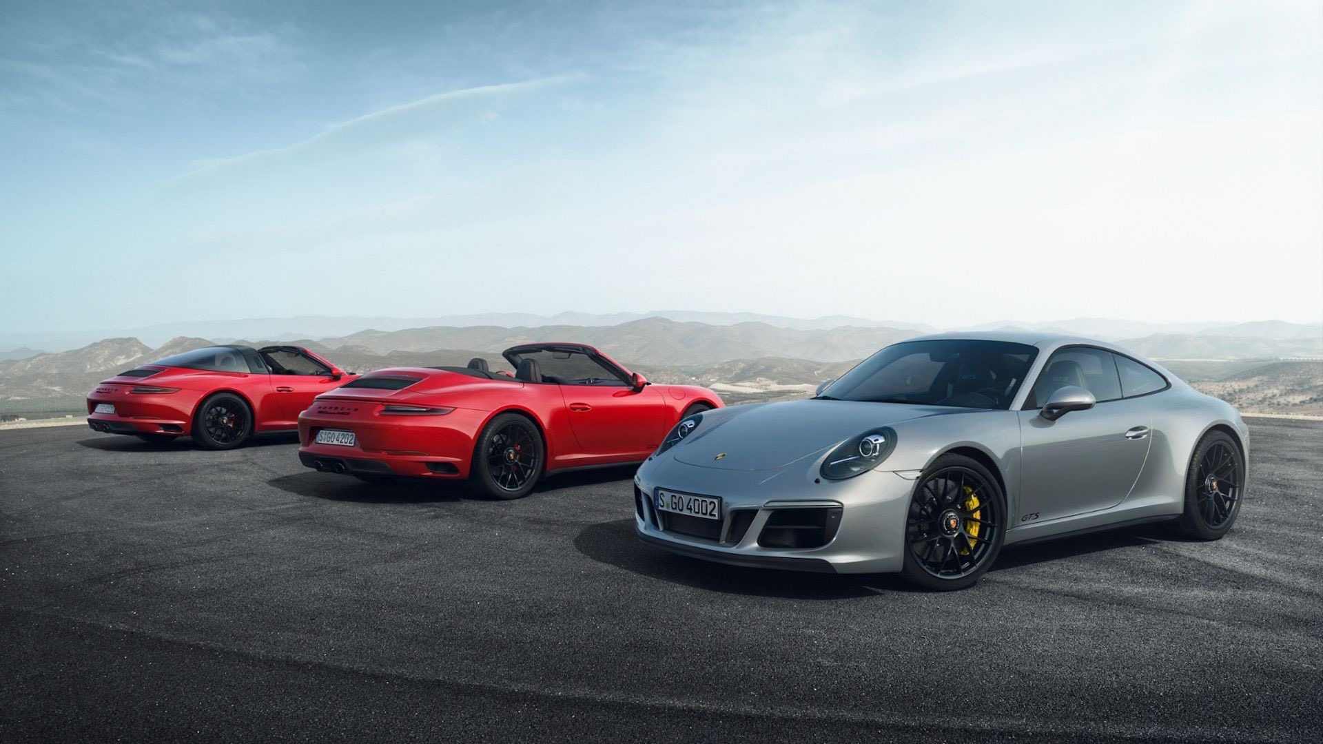 2025 Porsche 911 GTS T-Hybrid range