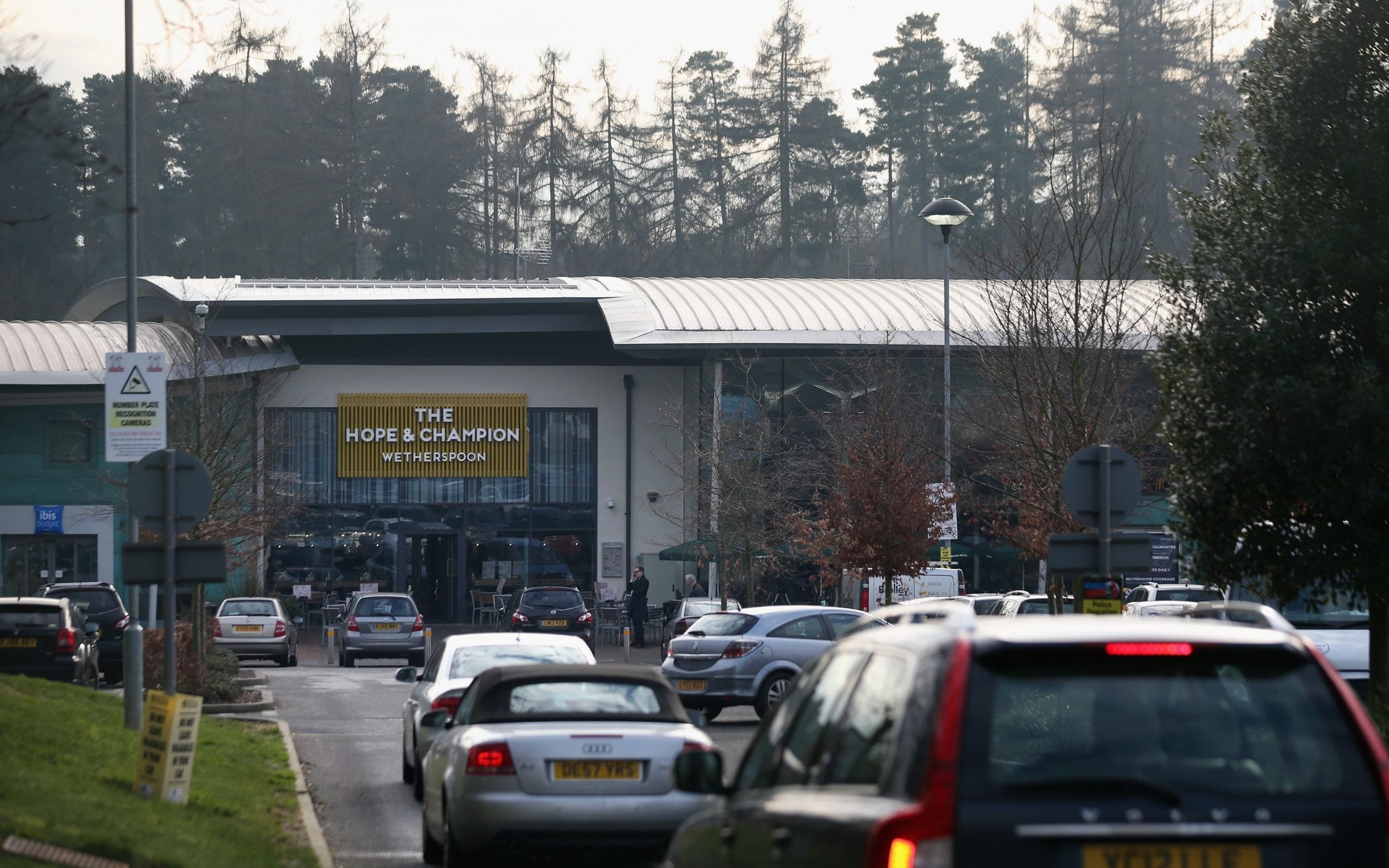 Beaconsfield has numerous restaurants, and a Wetherspoons