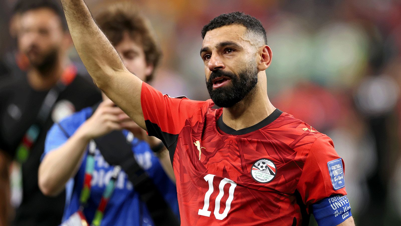 Turkish President Recep Tayyip Erdogan personally intervenes to follow up on the deal to transfer Mohamed Salah to Besiktas
