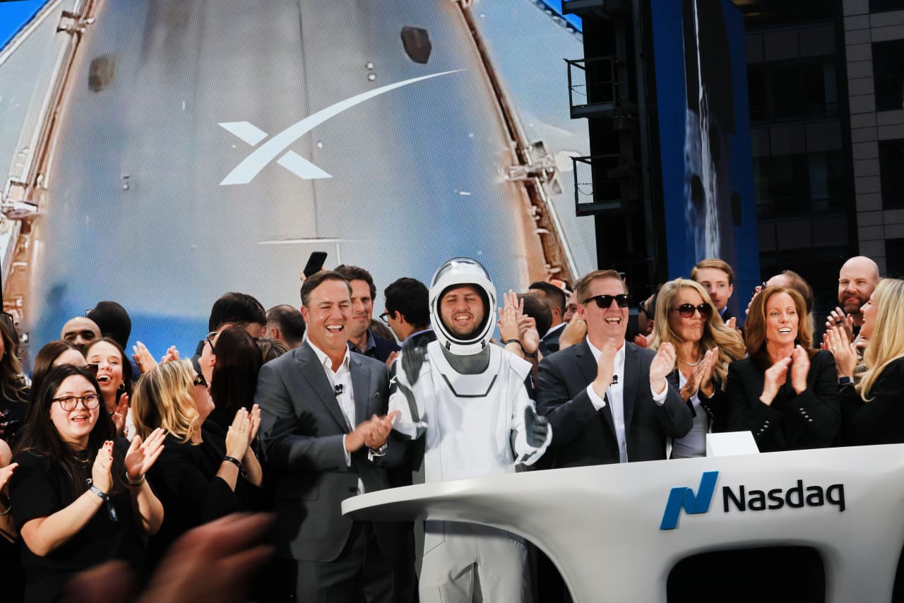 SpaceX makes history as one of the worst IPOs in years