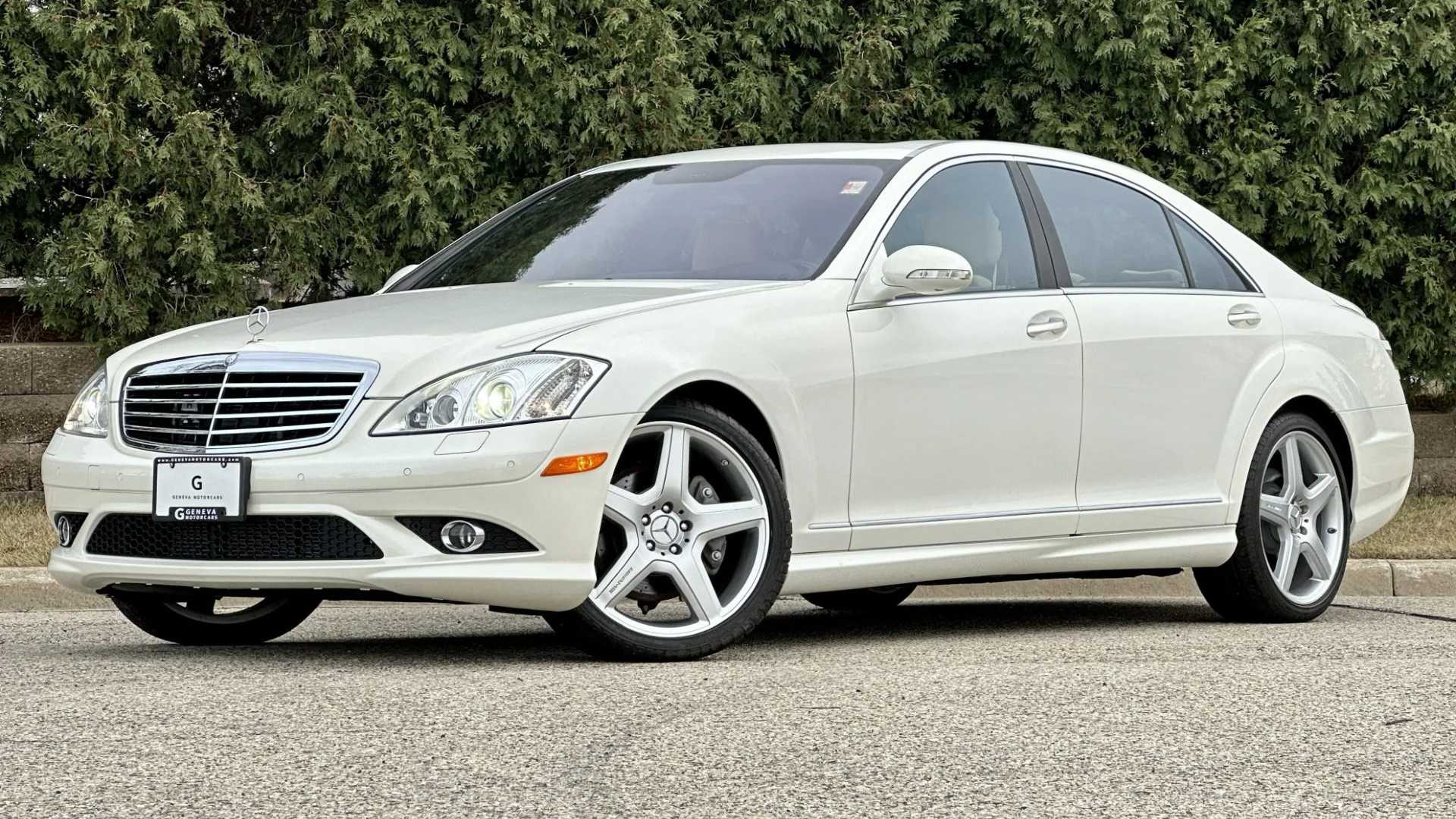 White 2009 Mercedes-Benz S550