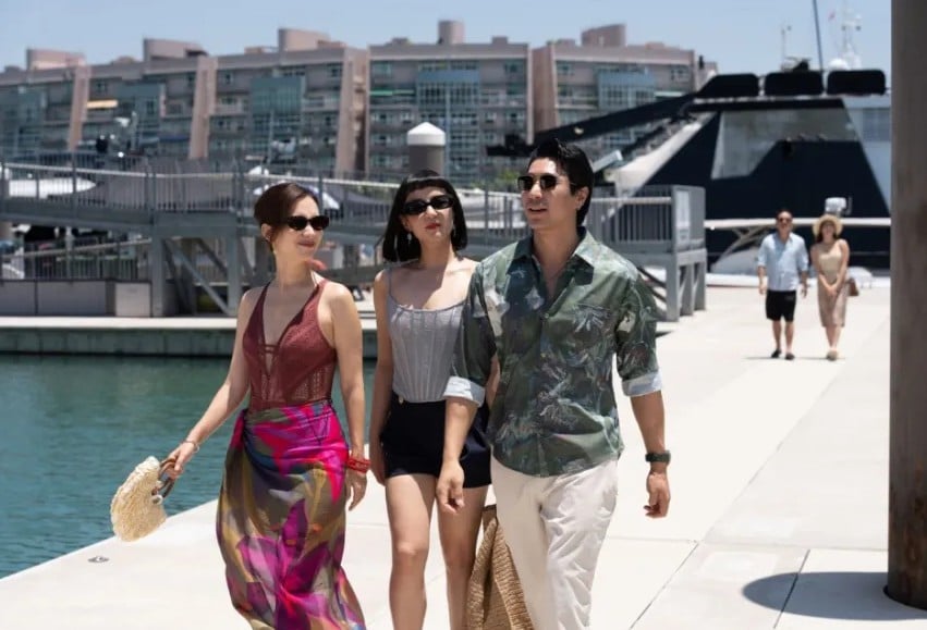 Celina Jade, Jessie Mei Li and Chris Pang walk along the Bay waterfront in Hong Kong in The Season