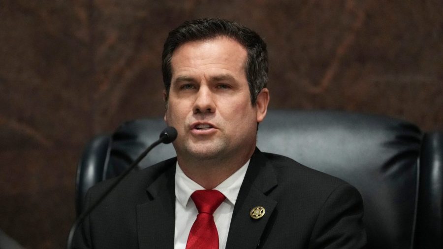 Arizona Senate president who gave 2020 election records to FBI wins attorney general GOP primary