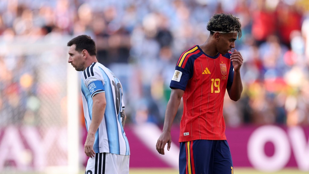 Topps reveals 1-of-1 Messi, Yamal trading card — see it here
