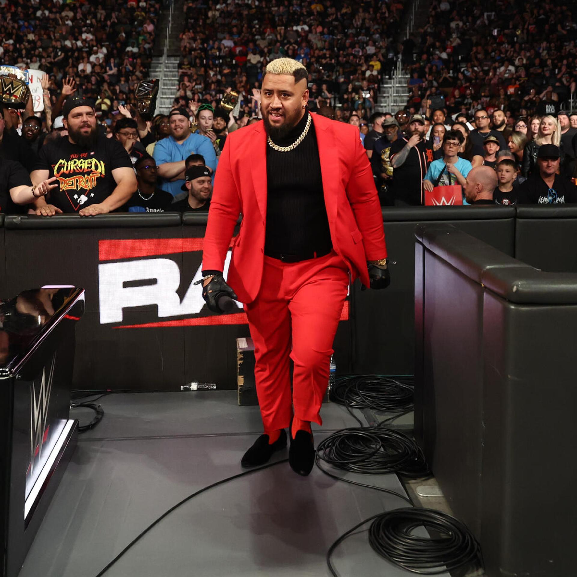Solo Sikoa complicates Seth Rollins’ SummerSlam fight with Roman Reigns