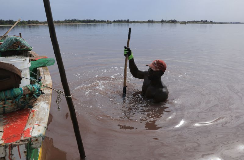 Salt workers return to Senegal's Pink Lake after years of disruption