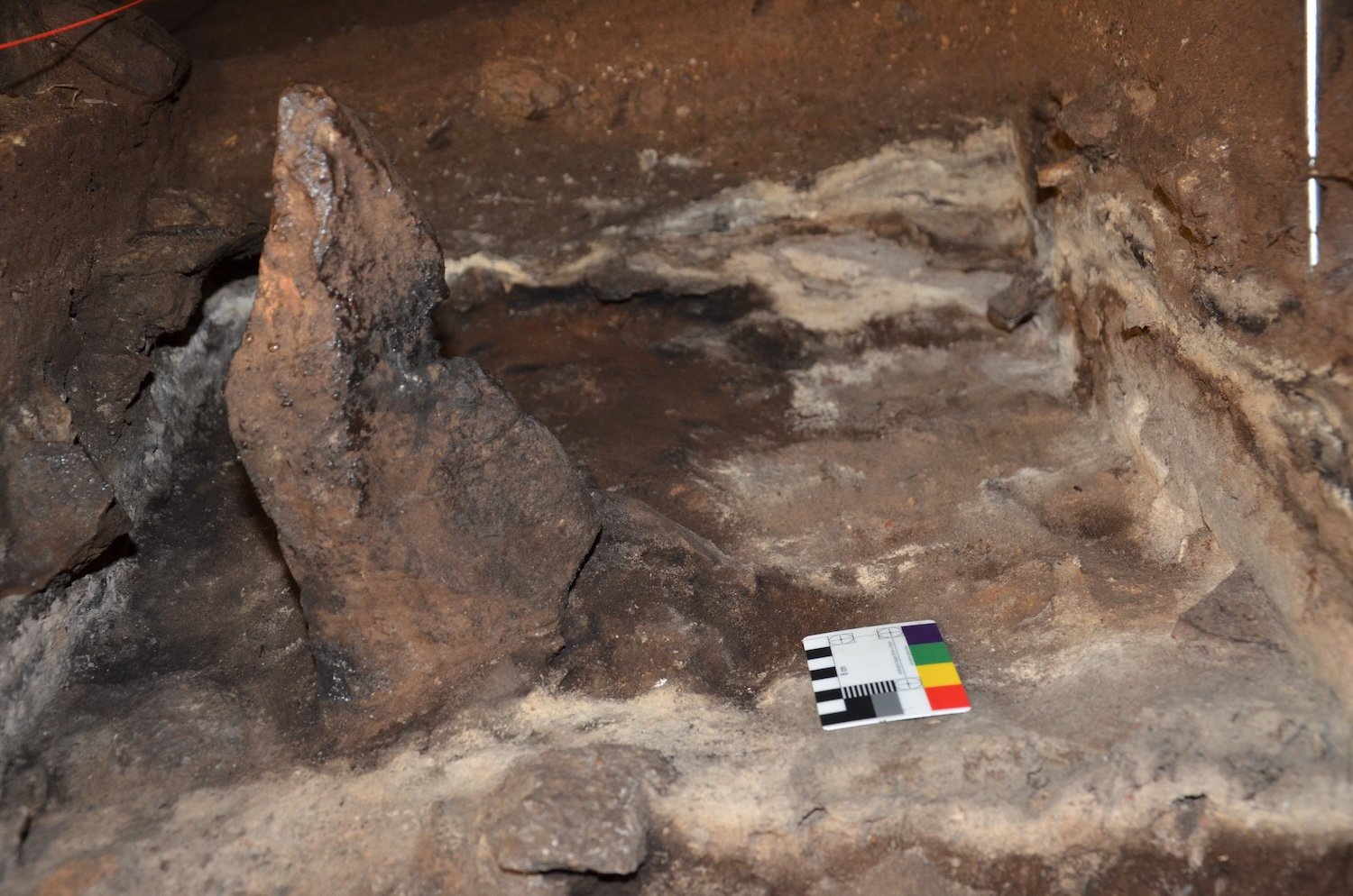 Australian cave home to 25,000 years of healing—and curses