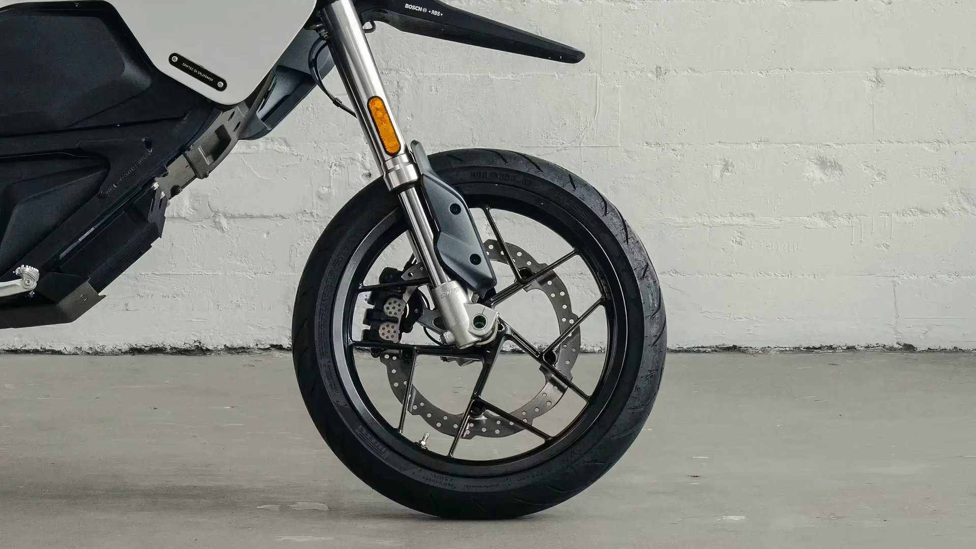 Zero FXE front tire and brake detail shot