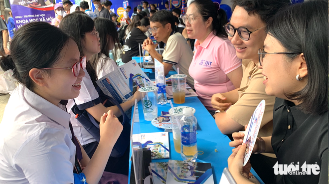 ĐH Công nghệ thông tin cấm sinh viên giữ chỗ, nhường suất đăng ký học phần
