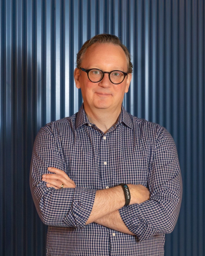 Panera founder and Cava chairman Ron Shaich bets $100 million on Level99, bringing his restaurant industry playbook to entertainment
