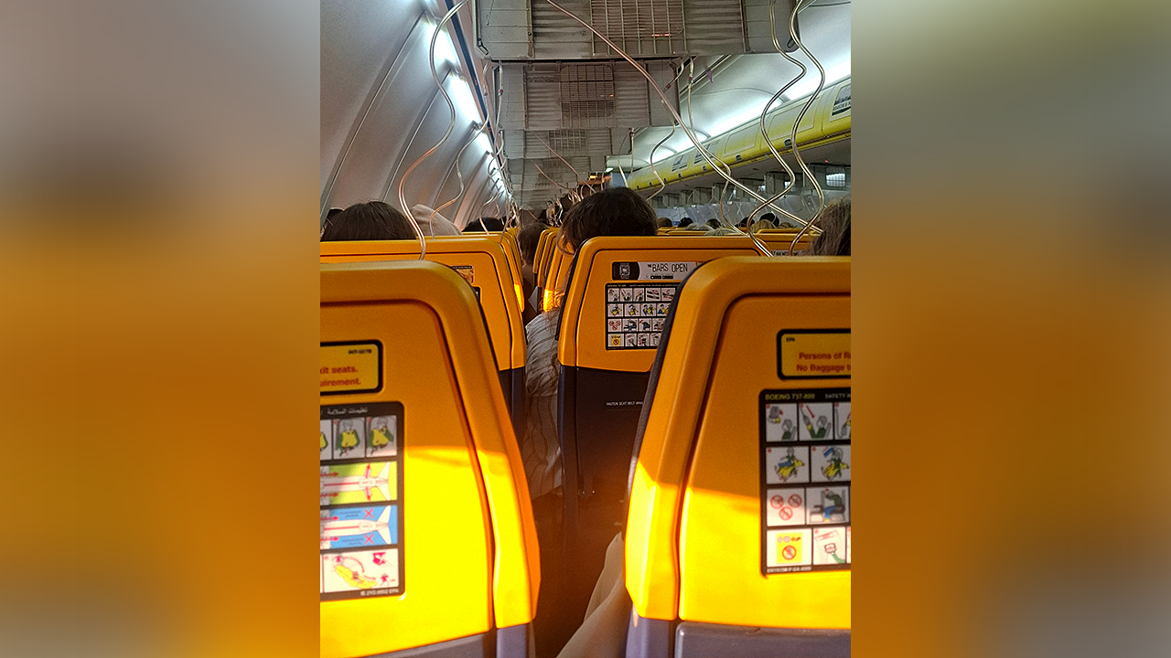 Ryanair plane