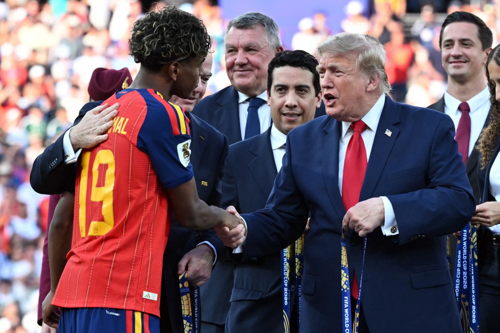 Posts falsely claim Lamine Yamal snubbed Donald Trump after World Cup win