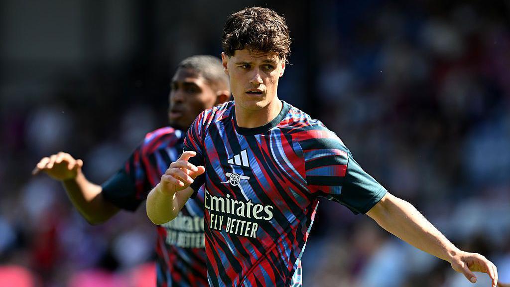 Williams in, Norgaard out? Your Arsenal squad tweaks