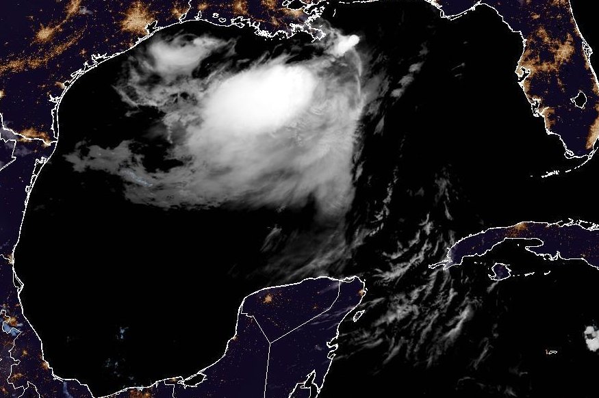 Weakening tropical storm Bertha heads west toward Louisiana