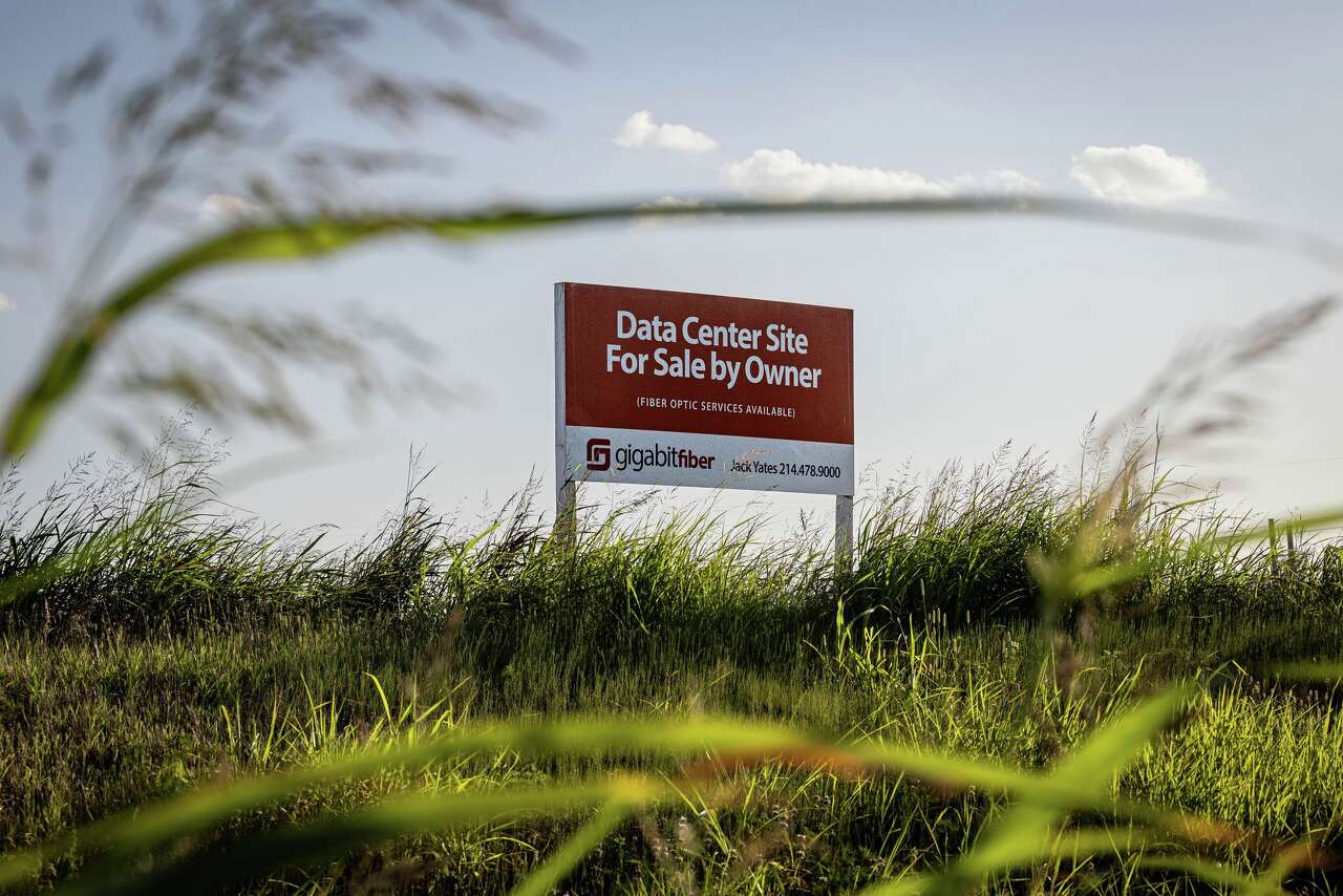 Red Oak officials hope data centers will bring prosperity to their small city. Residents worry about the tradeoffs