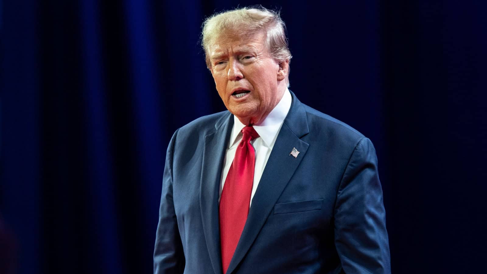 Trump administration considers barring pregnant women from entering the U.S