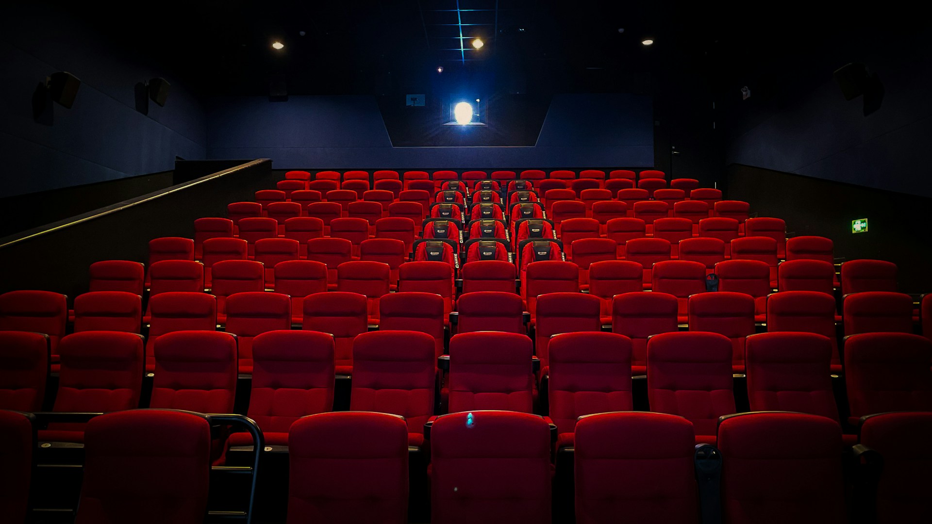 Is the summer blockbuster dead? Movie lovers disagree