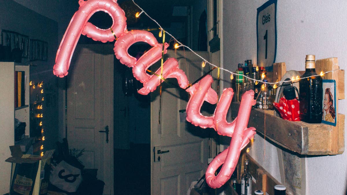 Create lasting balloon-like letters with this easy polymer clay DIY project