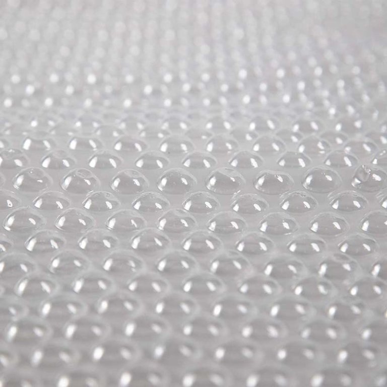 Closeup of the Blue Wave 12-Mil Solar Blanket for Round Pools