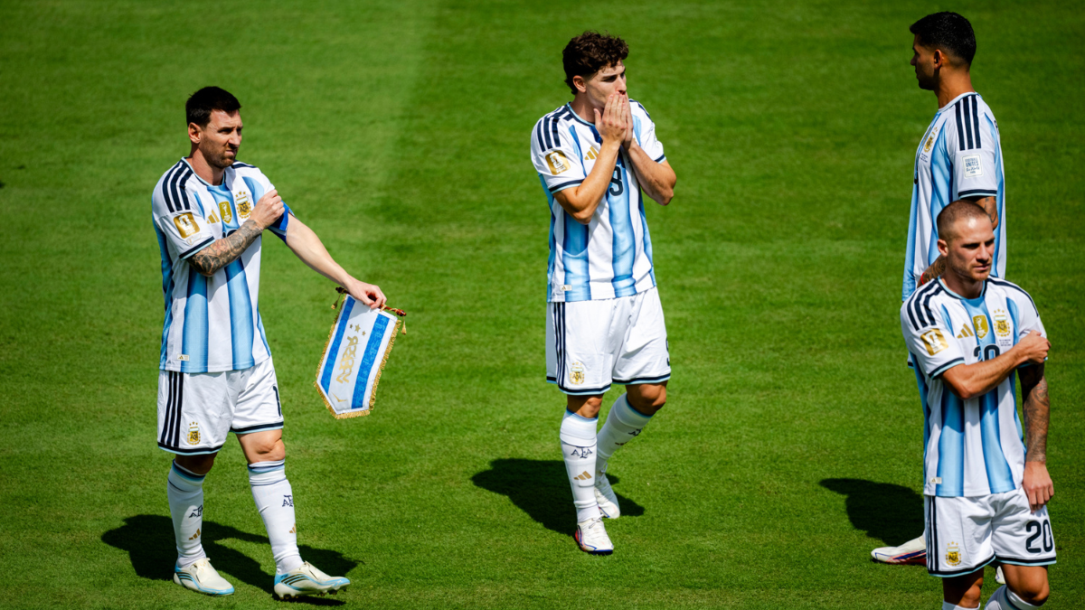 Argentina 'kick out' petition nearly breaks world record with 23 million signatures