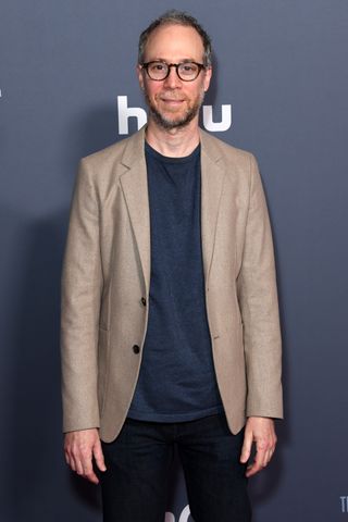 Kevin Sussman attends the premiere of