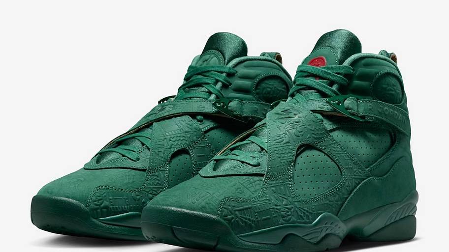 Side view of the Air Jordan 8
