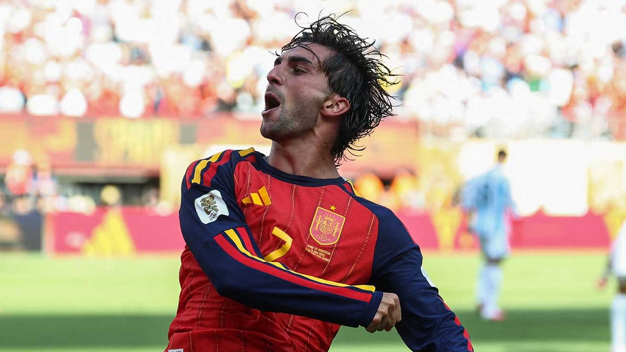 For "Catalan" political aims: mural of "hero" Ferran Torres vandalised in Barcelona