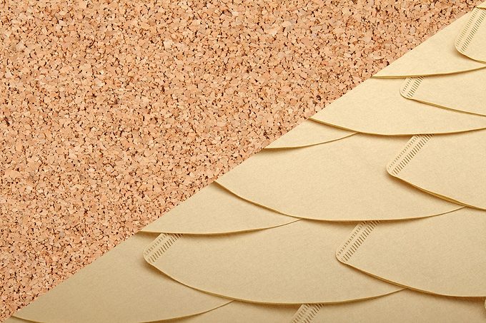 Cork crumbs