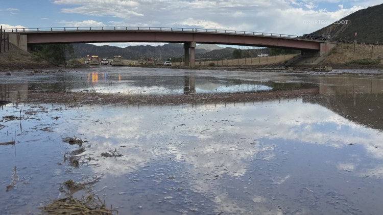1 eastbound lane of I-70 back open in western Colorado after large mudslides prompted closure